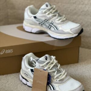 ASICS GEL-NYC-blanc-créme/Noir
