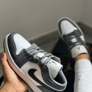 Jordan 1 Low Grey
