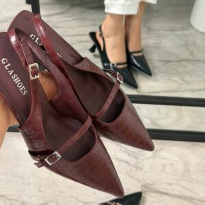 Escarpins à bout pointu