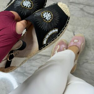 Ballerines brodées en halfa
